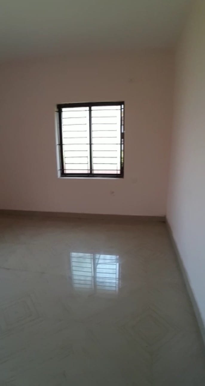 Duplex available in Patia 